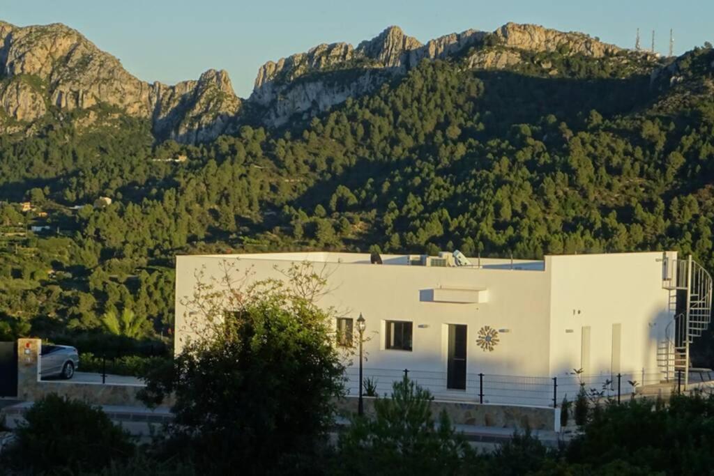 El Sol Blanco Villa Ráfol de Almunia Exterior photo