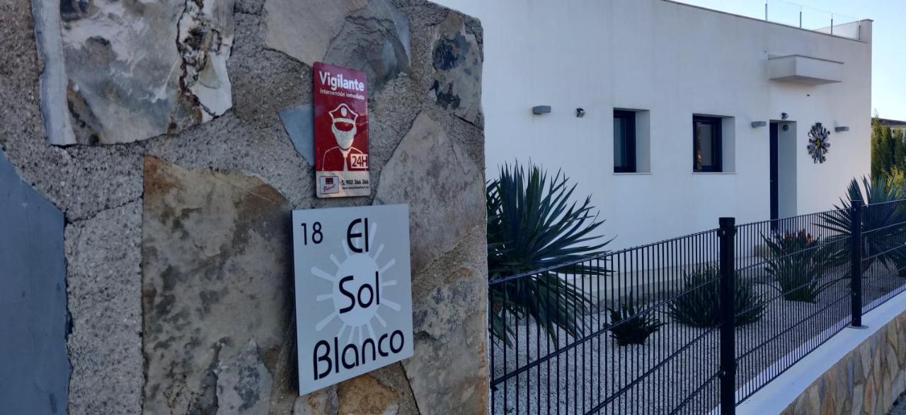 El Sol Blanco Villa Ráfol de Almunia Exterior photo